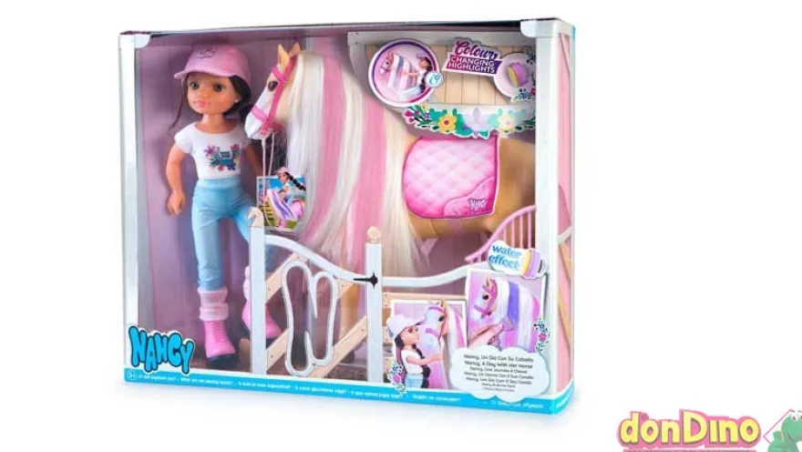 Nancy un dia con su caballo